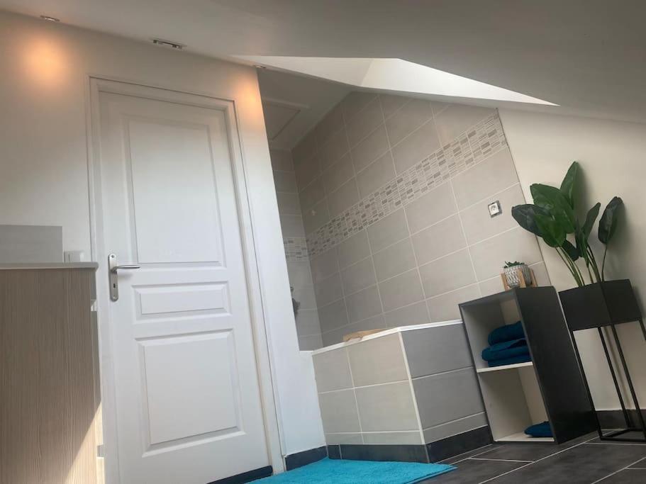 Magnifique Logement, Confortable Et Paisible. サン・マルセル エクステリア 写真